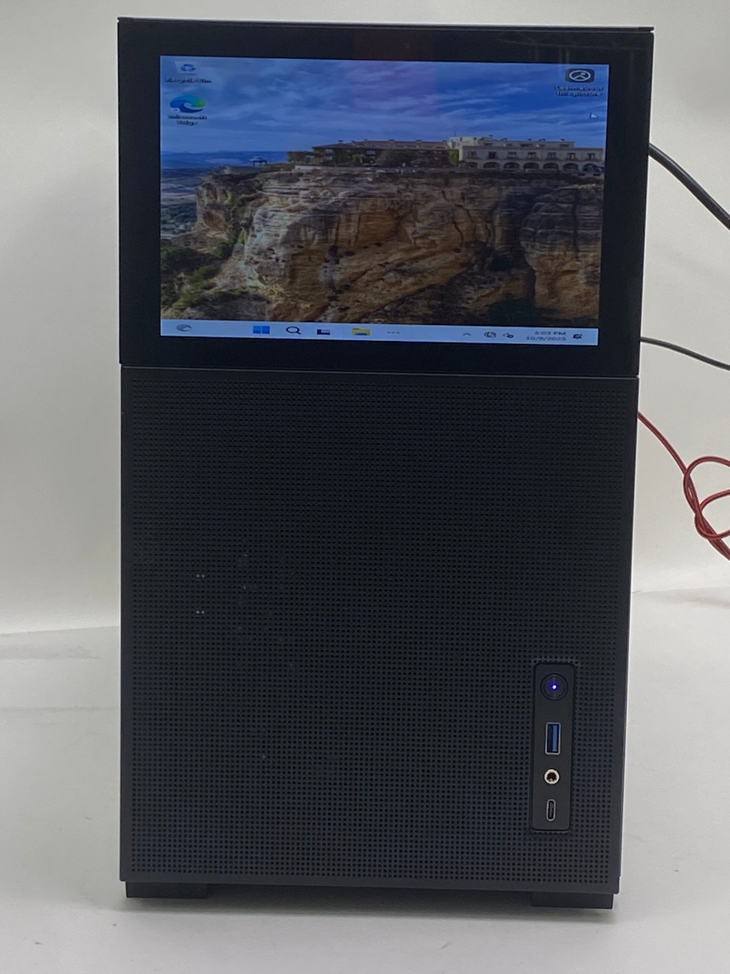 Jonsplus Studio Custom PC Ryzen 7 3700X 32GB RAM 2TB SSD GeForce RTX 3090