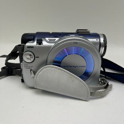 Sony Handycam Mini DVD Camcorder DCR-DVD200