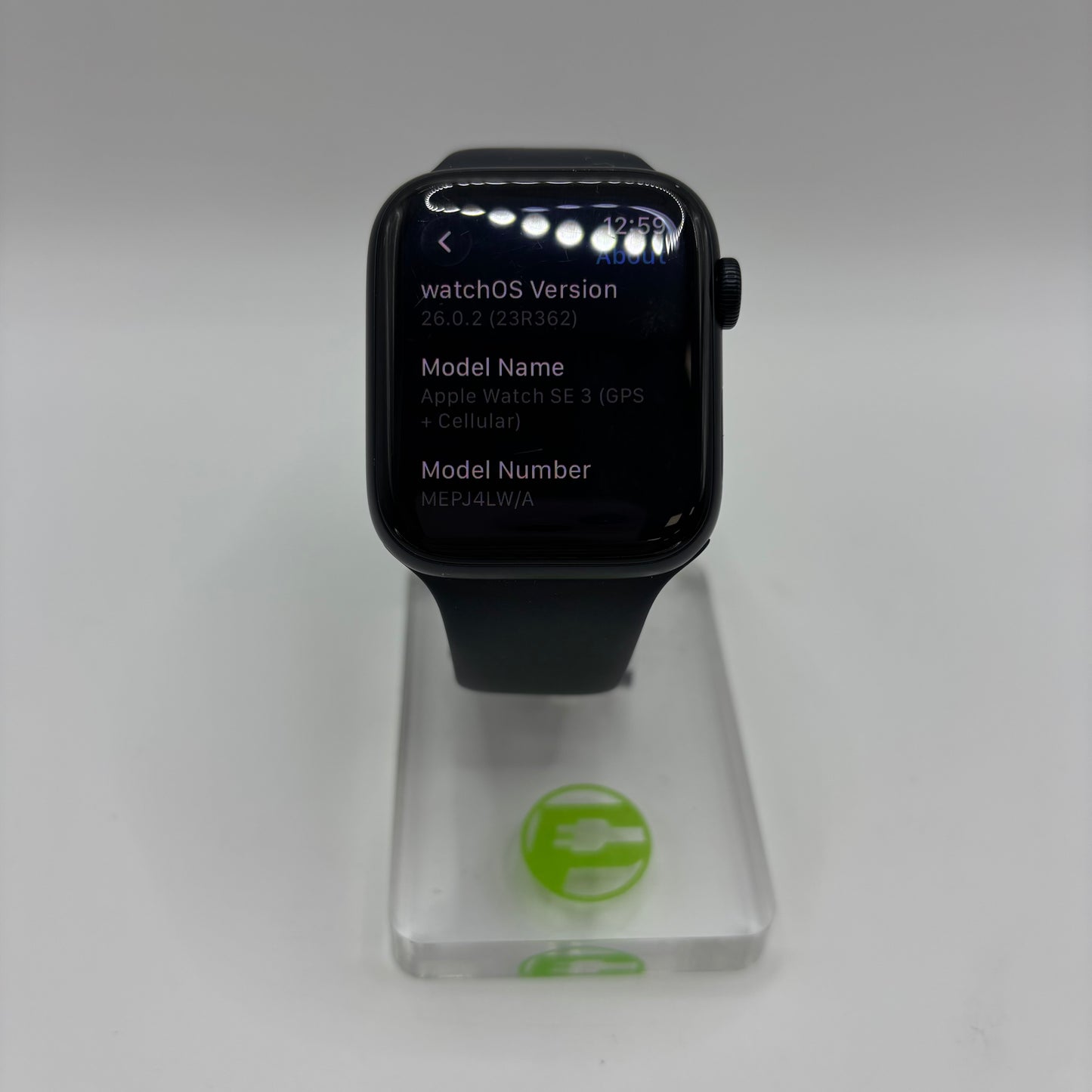 Unlocked Apple Watch SE 3 44MM Midnight Aluminum Black Sport Band MEPJ4LW/A
