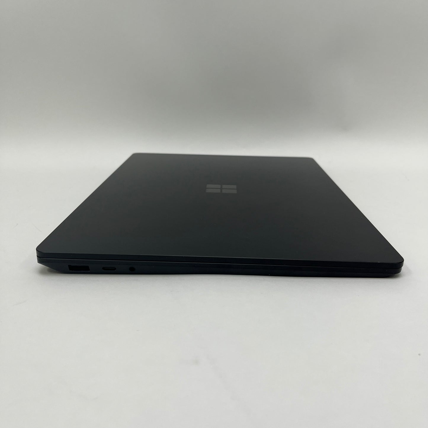 Microsoft Surface Laptop 4 1951 13.5" i7-1185G7 3.0GHz 16GB RAM 256GB SSD