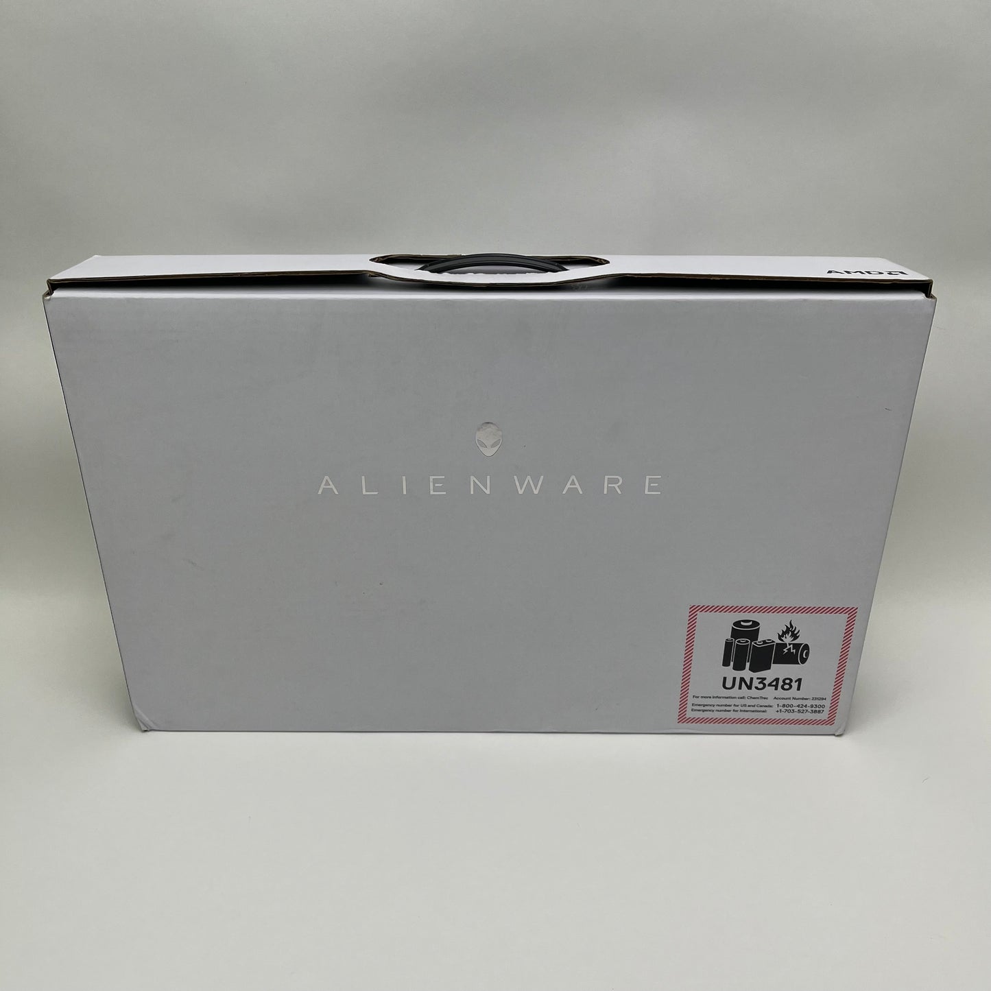 Alienware M16 R1 16" Ryzen 9 7845HX 3.0GHz 32GB RAM 1TB SSD RTX 4080 480Hz