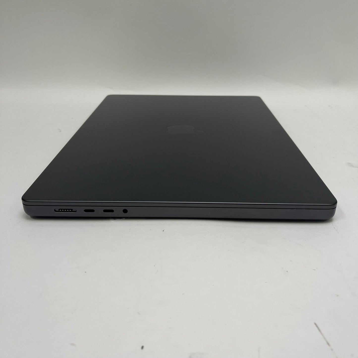 2023 Apple MacBook Pro 16" M3 Max 40C GPU 64GB RAM 1TB SSD A2991