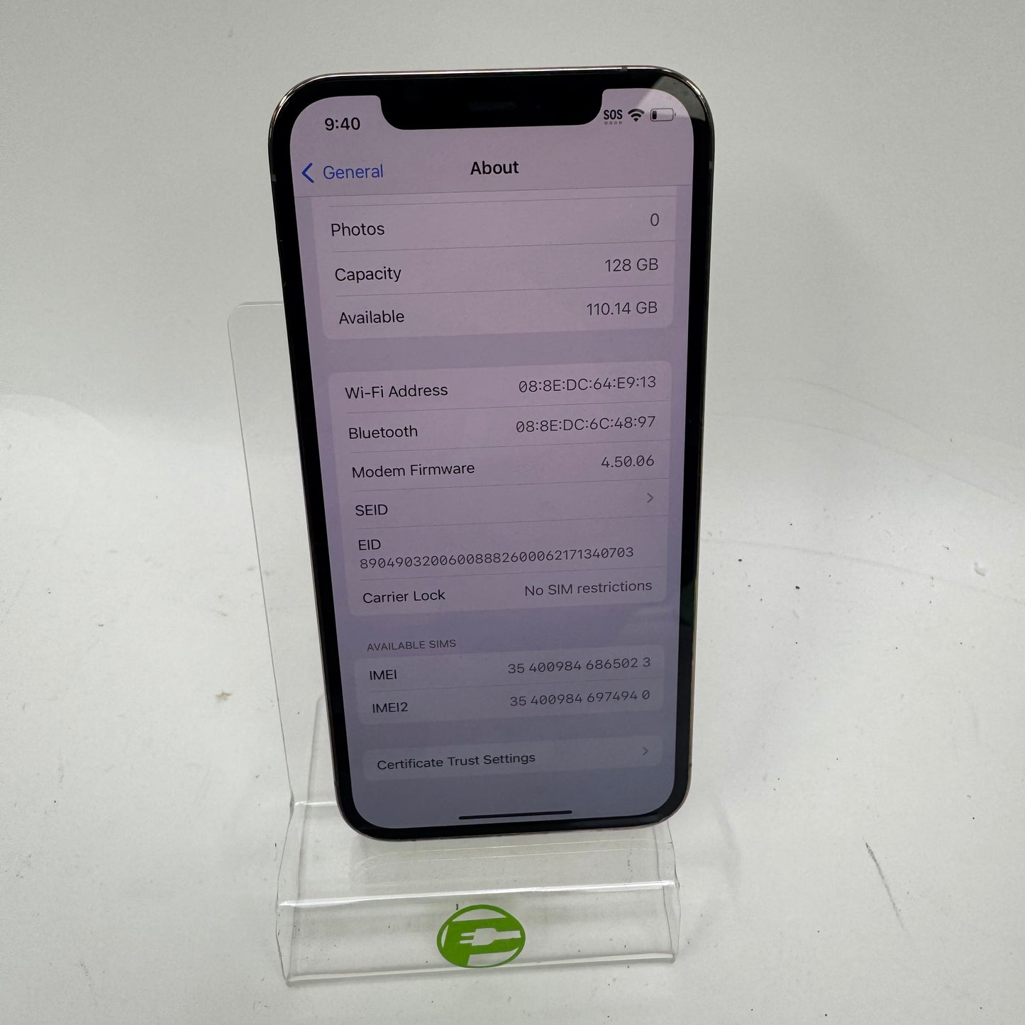 Unlocked Apple iPhone 12 Pro 128GB 17.5.1 Gold NGK33LL/A