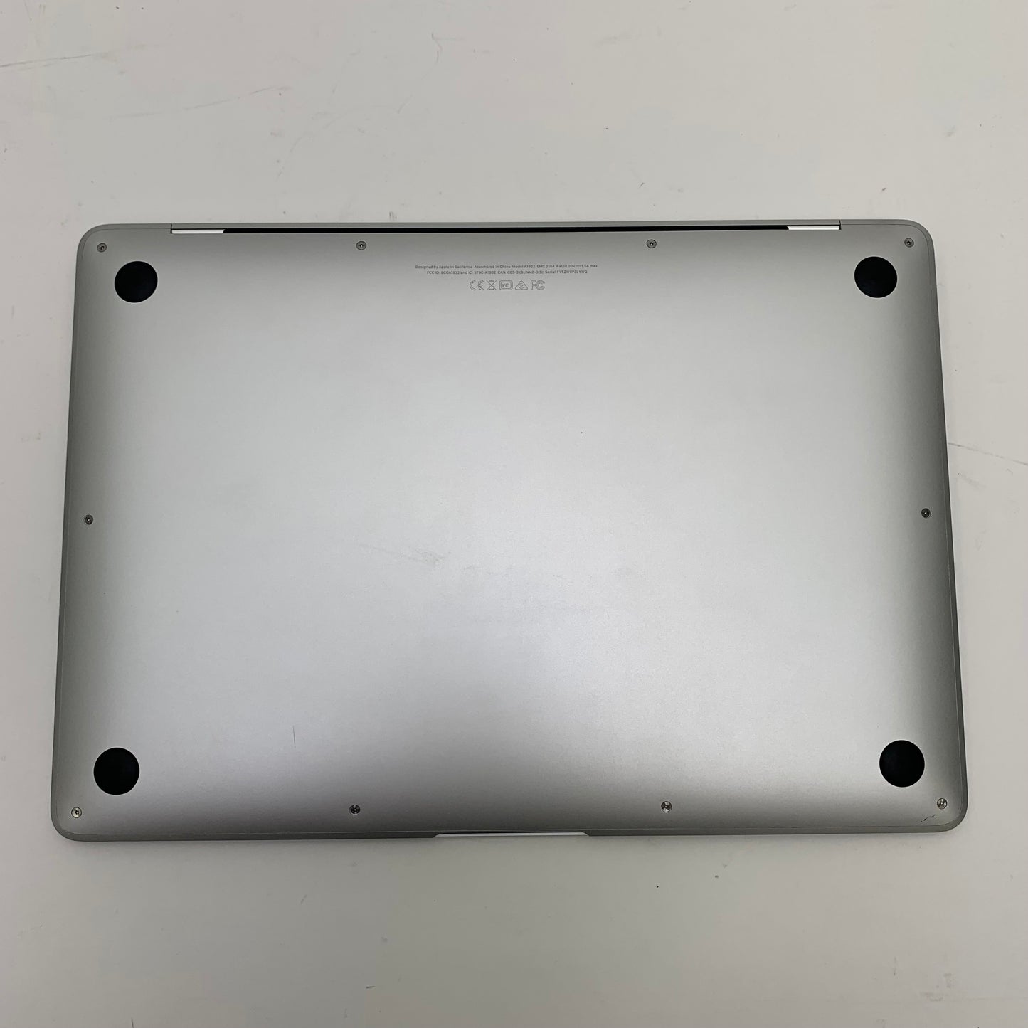 2019 Apple MacBook Air 13.3" i5 1.6GHz 16GB RAM 256GB SSD Silver A1932