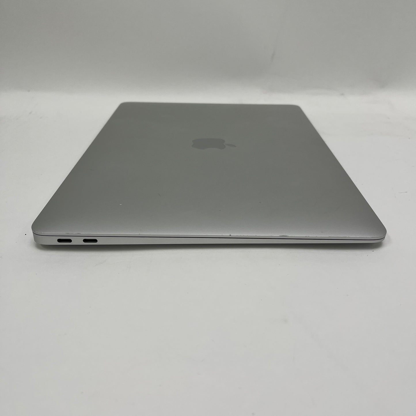 2020 Apple MacBook Air 13.3" i5 1.8GHz 8GB RAM 128GB SSD Silver A1932