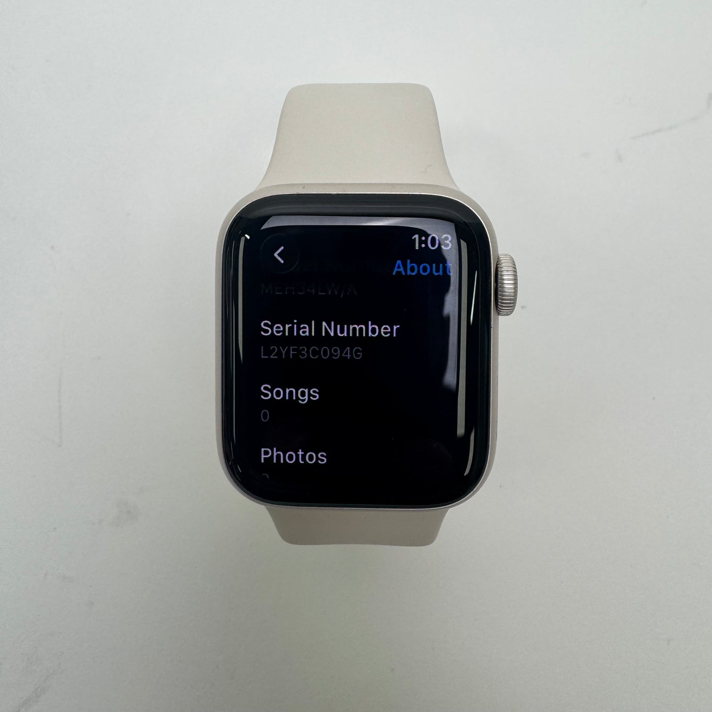 GPS Only Apple Watch SE 3 40MM Starlight Aluminum Starlight Sport Band MEH34LW/A