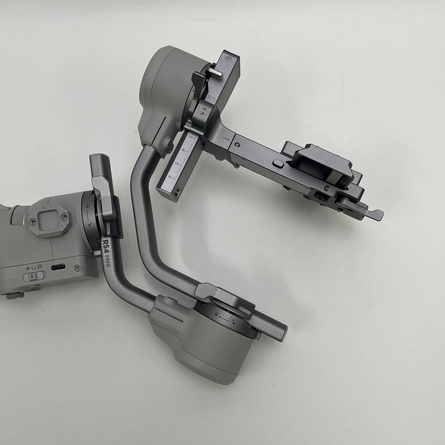 DJI RS 4 Mini P24M 3-Axis Gimbal Stabilizer