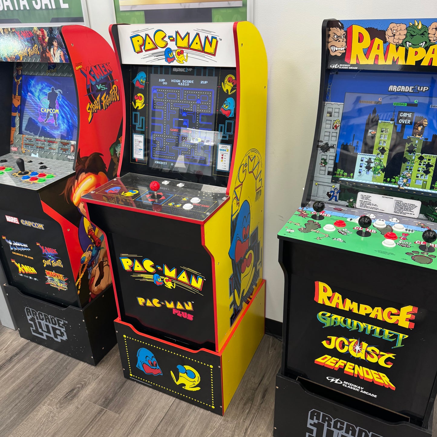 Arcade1Up Pac Man Plus Tabletop Arcade / Countercade AWM18R2-9134BLK-PUS