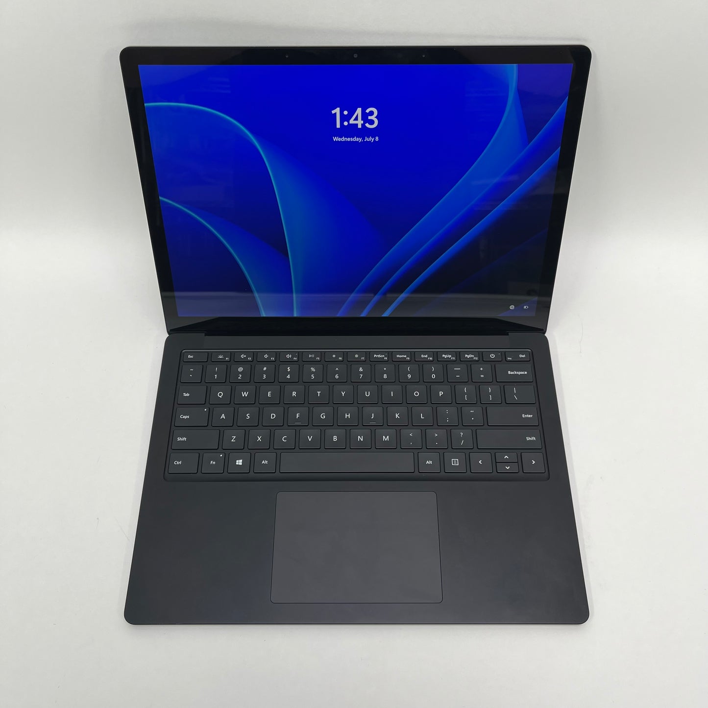 Microsoft Surface Laptop 4 1951 13.5" i7-1185G7 3.0GHz 16GB RAM 256GB SSD