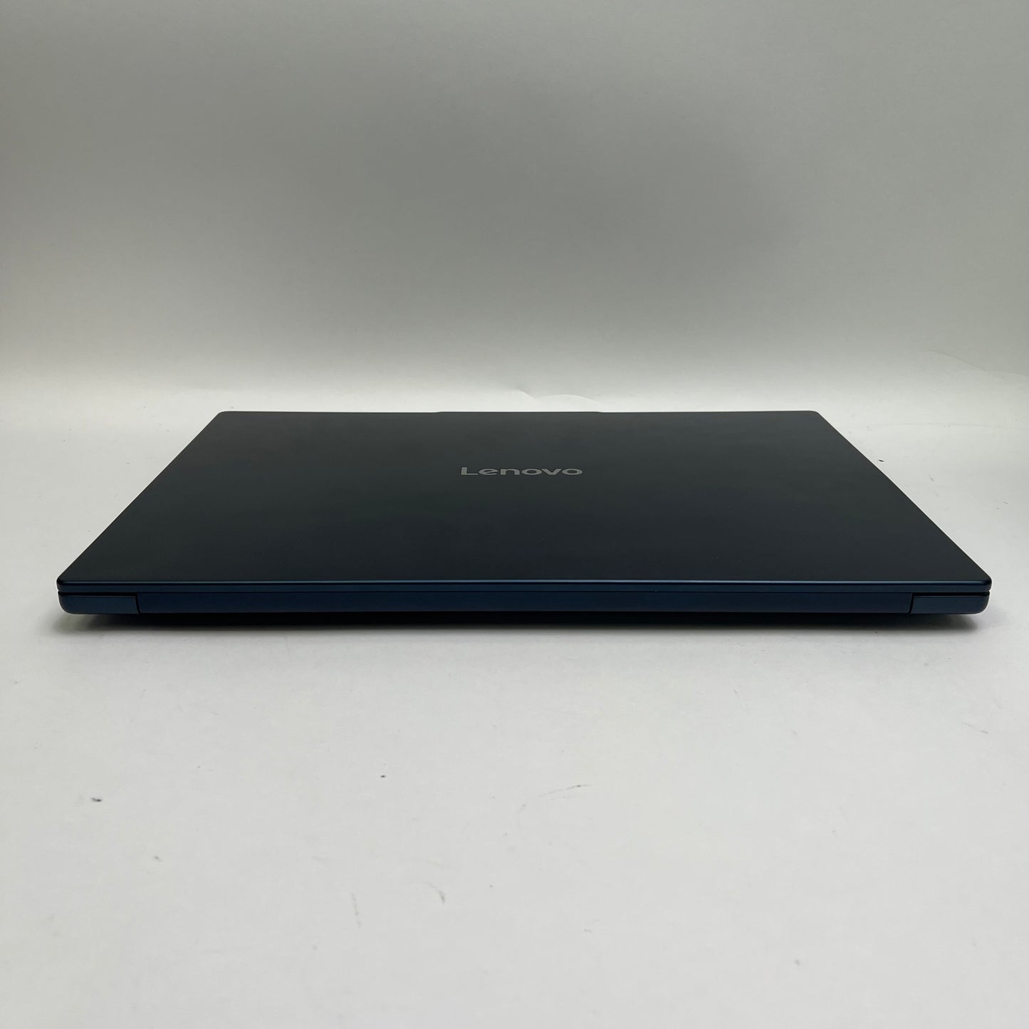 Lenovo IdeaPad Slim 5 16IRH10R 16" Core 5 210H 2.2GHz 16GB RAM 512GB SSD