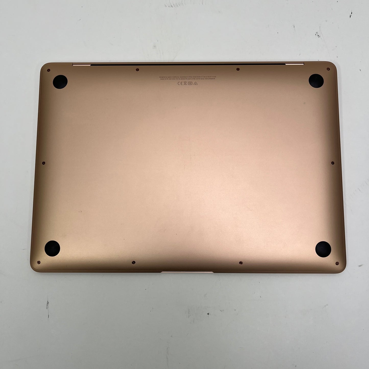 2020 Apple MacBook Air 13.3" i3 1.1GHz 8GB RAM 256GB SSD Gold A2179
