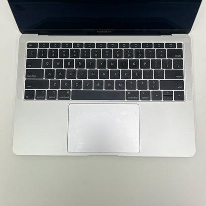 2020 Apple MacBook Air 13.3" i5 1.8GHz 8GB RAM 128GB SSD Silver A1932