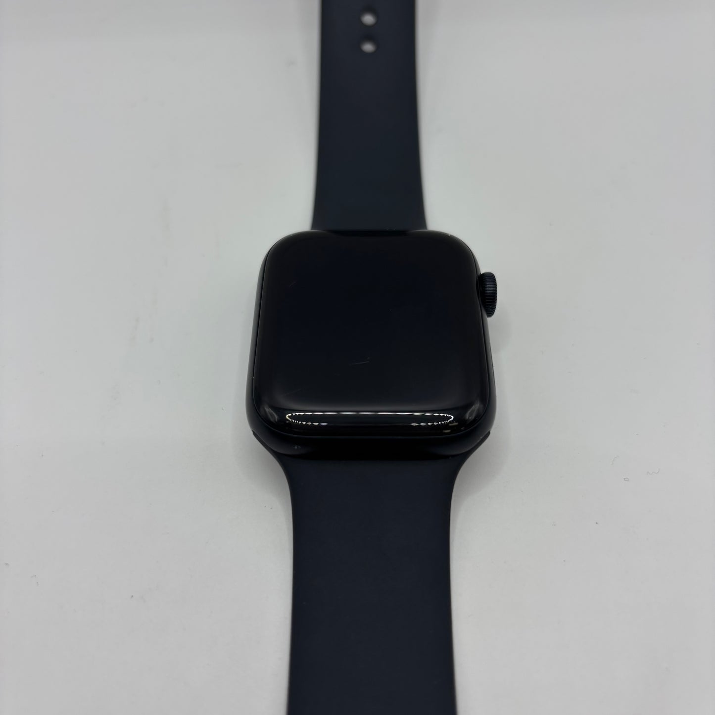 Unlocked Apple Watch SE 3 44MM Midnight Aluminum Black Sport Band MEPJ4LW/A